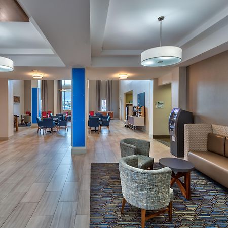 Holiday Inn Express Hotel & Suites Minden By Ihg Bagian luar foto