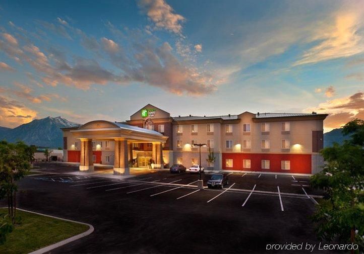 Holiday Inn Express Hotel & Suites Minden By Ihg Bagian luar foto
